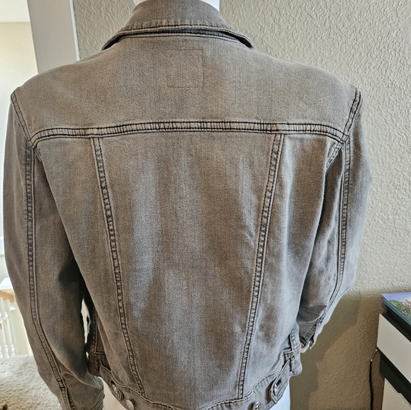 Lularoe Harvey gray denim jacket size small like new - Picture 2 of 6